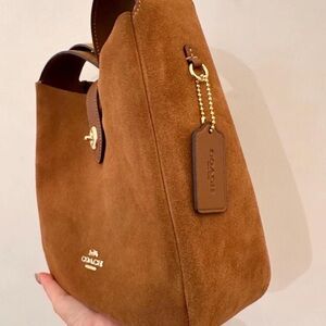 Coach Hadley Convertible Crossbody Bag - NWT - Trendy Style